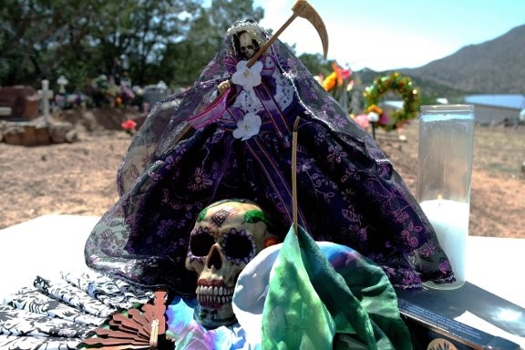 Niña Purpura, The Purple Aspect of Santa Muerte